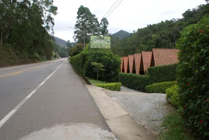 Pousada Recanto Das Flores Nova Friburgo Exterior photo